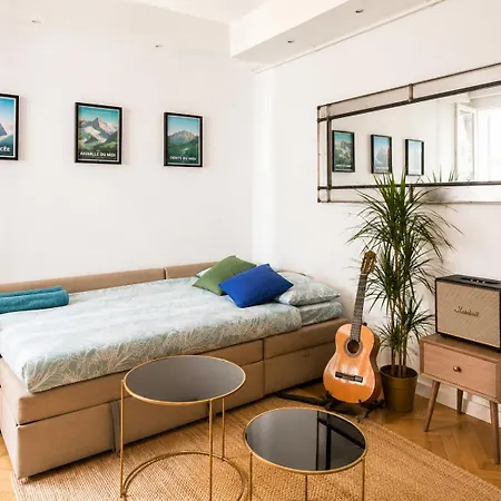 Appartement Calme Pereire Parijs